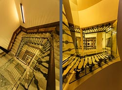 Stiegenhaus/Treppenhaus im Hotel H10 Urquinaona Plaza in Barcelona, Spanien