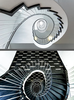 Stiegenhaus/Treppenhaus im Hardenberghaus in Berlin, Deutschland