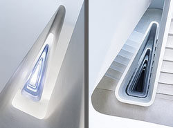 Stiegenhaus/Treppenhaus in einem Wohnhaus in Berlin, Deutschland