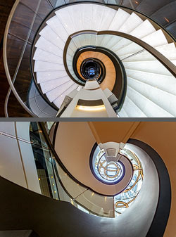 Stiegenhaus/Treppenhaus im Hotel Waldorf Astoria in Berlin, Deutschland