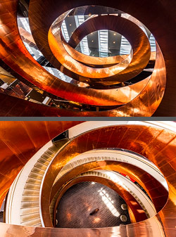 Stiegenhaus/Treppenhaus im Museum Experimentarium in Kopenhagen, Dänemark