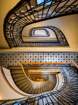 Stiegenhaus/Treppenhaus im Apartmnethaus Urban Lodge Apartments in Wien, Österreich