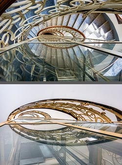 Stiegenhaus/Treppenhaus in einem Wohnhaus in Wien, Österreich