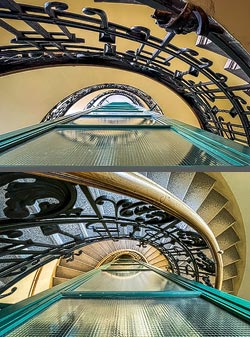 Stiegenhaus/Treppenhaus in einem Wohnhaus in Wien, Österreich