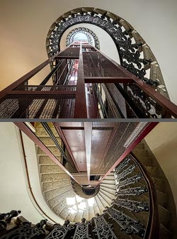 Stiegenhaus/Treppenhaus in einem Wohnhaus in Wien, Österreich