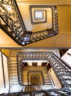 Stiegenhaus/Treppenhaus in einem Wohnhaus in Wien, Österreich